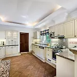 Villa Plaza - Beautiful Spacious House Off Roundabout 6 Quinta Do Quinta do Lago