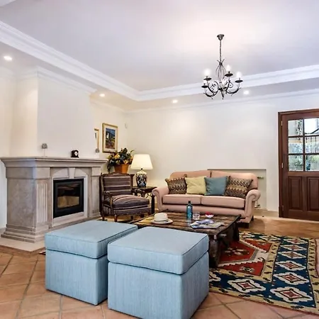 Plaza - Beautiful Spacious House Off Roundabout 6 Quinta Do Ferienhaus Quinta do Lago